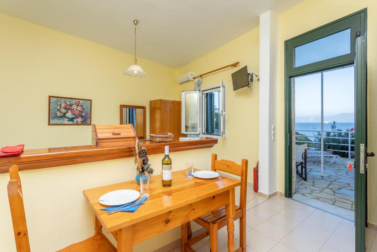 Apartament Dolphin Studio Tranakatika Zewnętrze zdjęcie